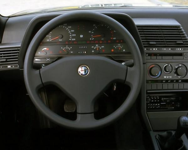 Фото Alfa Romeo 164 I Седан