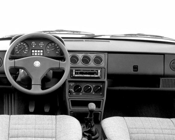 Фото Alfa Romeo 33 II Универсал 5 дв.