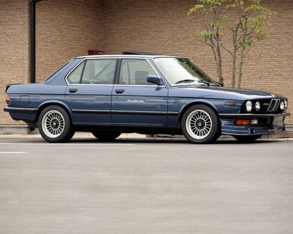 Фото Alpina B10 E28 Седан