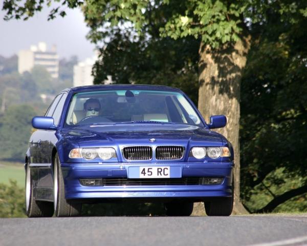 Фото Alpina B12 E38 Седан