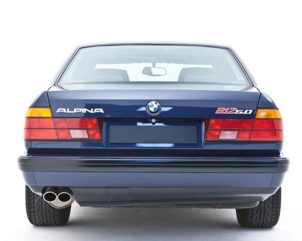 Фото Alpina B12 E32 Седан