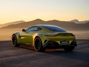 Фото Aston Martin V8 Vantage IV Рестайлинг