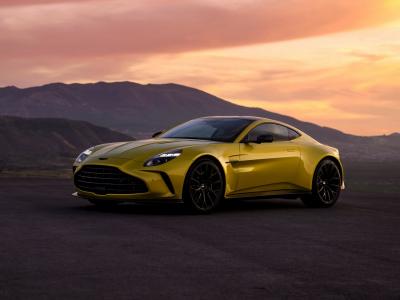 Фото Aston Martin V8 Vantage  Купе
