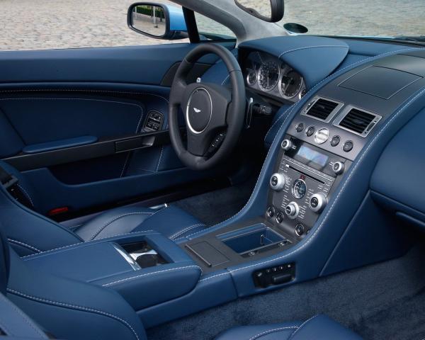 Фото Aston Martin V8 Vantage III Рестайлинг Родстер