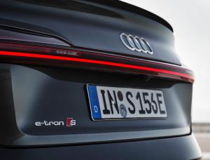 Фото Audi e-tron S Sportback I