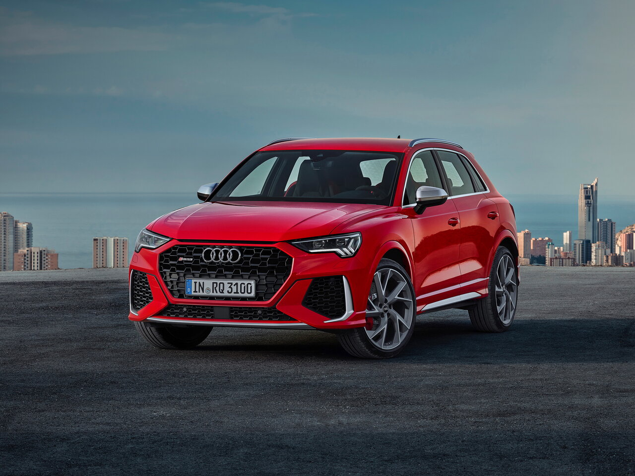 Фото Audi RS Q3 II (F3)