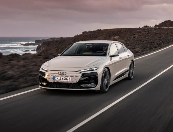 Фото Audi A6 e-tron I