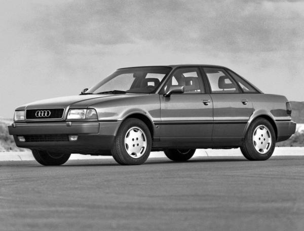 Сравнение Audi 90 и Fiat Bravo