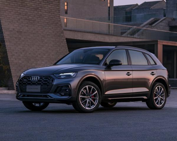 Фото Audi Q5 II (FY) Рестайлинг Внедорожник 5 дв. L