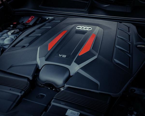 Фото Audi SQ8 I (4M) Рестайлинг Внедорожник 5 дв.