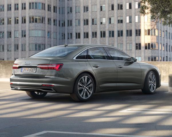 Фото Audi A6 V (C8) (China Market) Седан