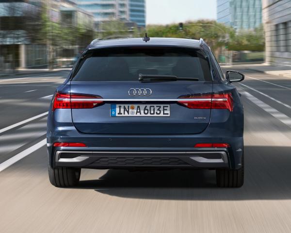 Фото Audi A6 V (C8) (China Market) Универсал 5 дв.