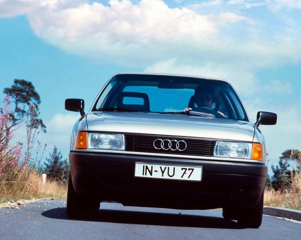 Фото Audi 80 IV (B3) Седан