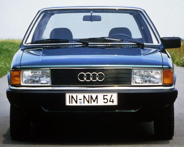 Фото Audi 80 III (B2) Седан