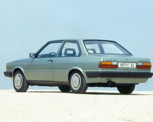 Фото Audi 80 III (B2) Седан 2 дв.