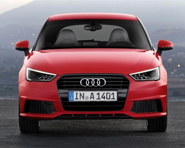 Фото Audi A1 I (8X) Рестайлинг Хэтчбек 3 дв.