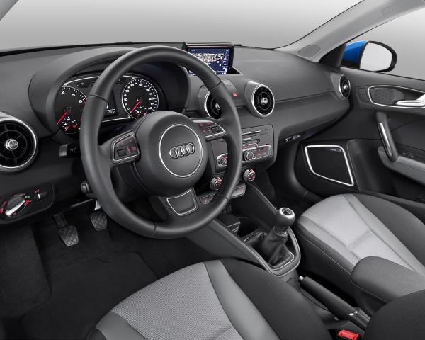 Фото Audi A1 I (8X) Рестайлинг Хэтчбек 5 дв. Sportback