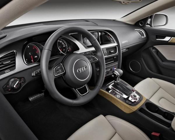 Фото Audi A5 I (8T) Рестайлинг Лифтбек Sportback