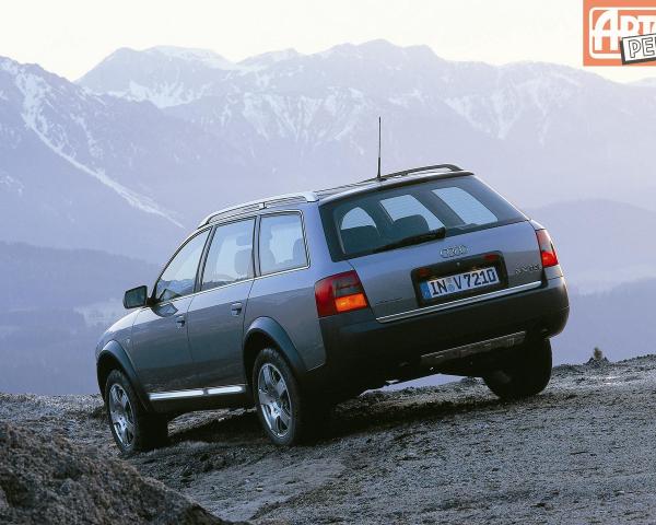 Фото Audi A6 Allroad I (C5) Универсал 5 дв.