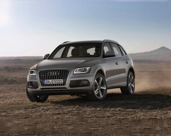 Фото Audi Q5 I (8R) Рестайлинг Внедорожник 5 дв.