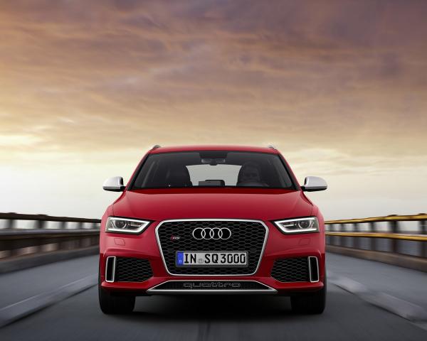 Фото Audi RS Q3 I (8U) Внедорожник 5 дв.