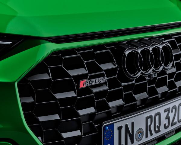 Фото Audi RS Q3 Sportback I (F3) Внедорожник 5 дв.