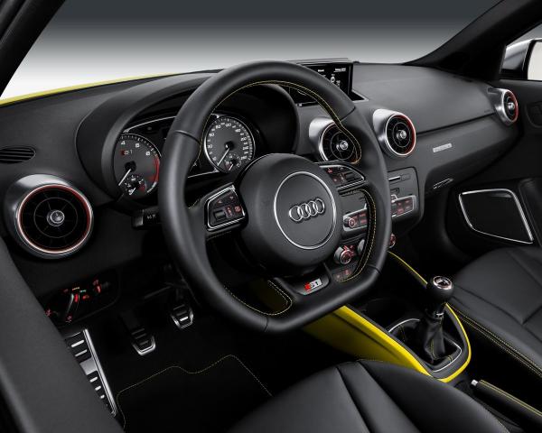 Фото Audi S1 I (8X) Хэтчбек 5 дв.