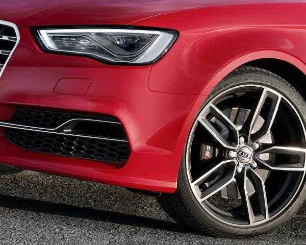 Фото Audi S3 III (8V) Седан