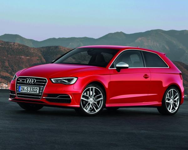 Фото Audi S3 III (8V) Хэтчбек 3 дв.