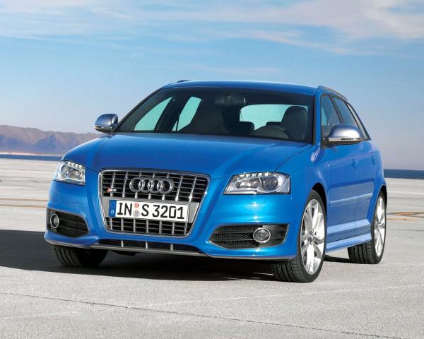 Фото Audi S3 II (8P) Рестайлинг Хэтчбек 5 дв.