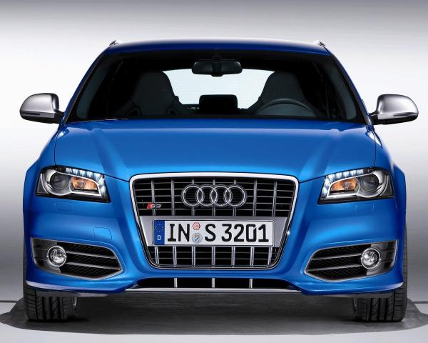 Фото Audi S3 II (8P) Рестайлинг Хэтчбек 5 дв.