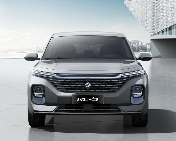 Фото Baojun RC-5 I Лифтбек