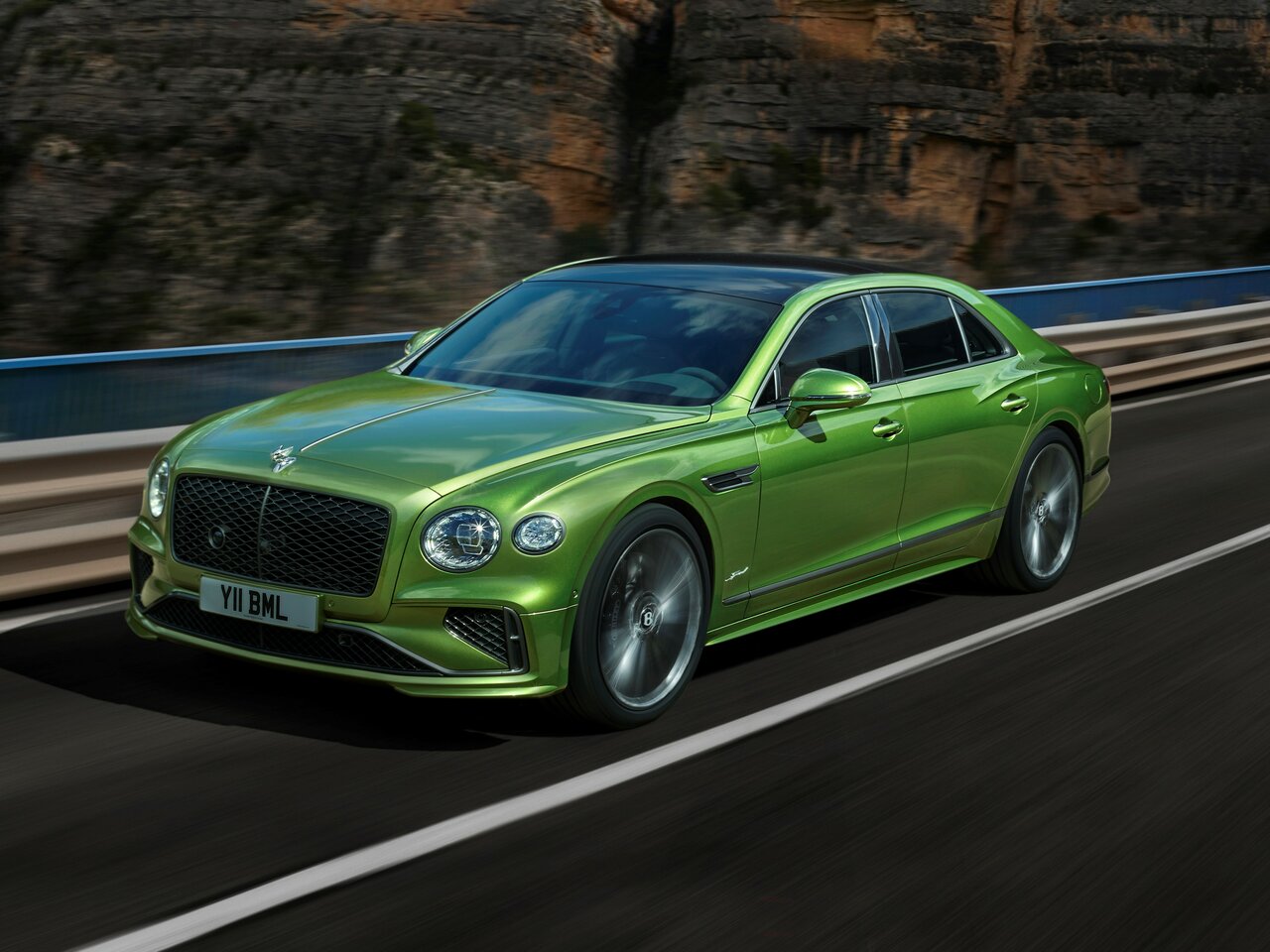 Фото Bentley Flying Spur IV