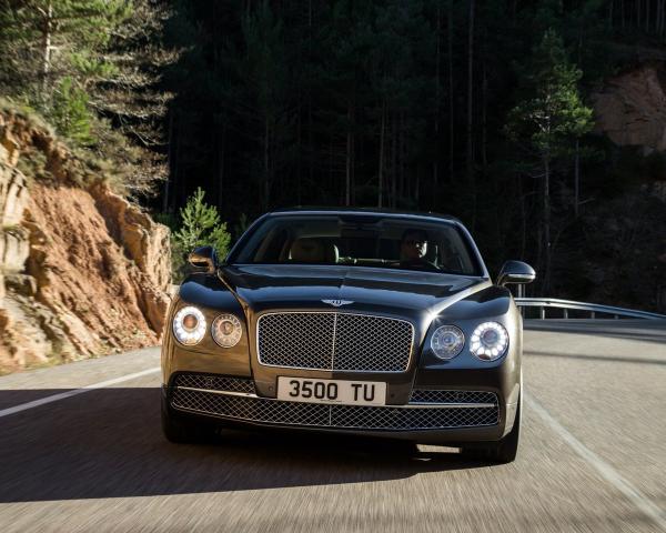 Фото Bentley Flying Spur I Седан