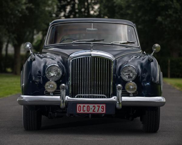 Фото Bentley S II Седан