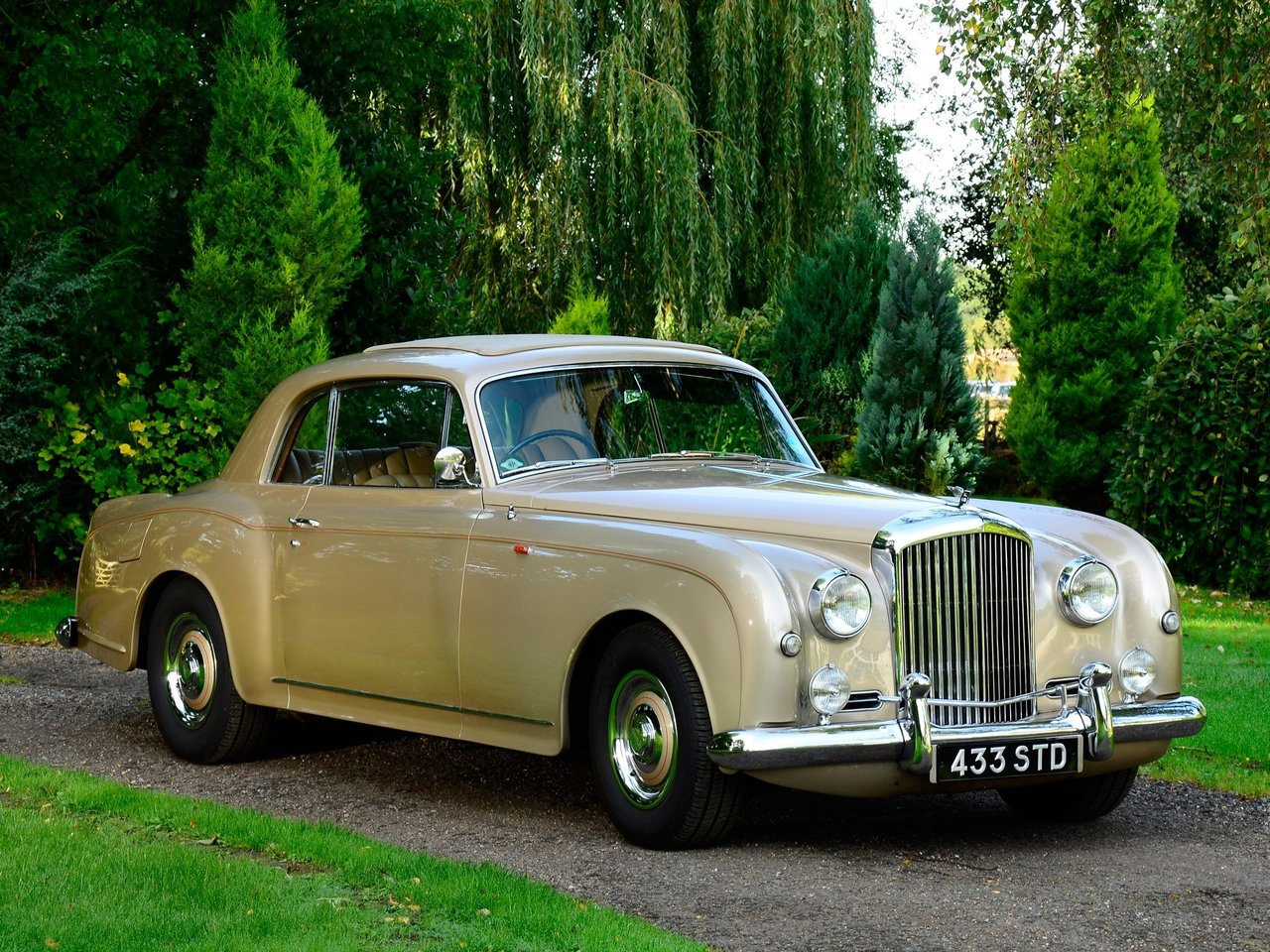 Фото Bentley S I