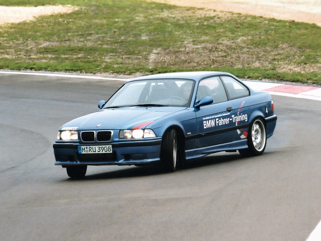 Фото BMW M3 II (E36)