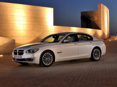 Фото BMW 7 серия V (F01/F02/F04) Рестайлинг Седан