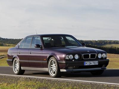 Фото BMW M5 II (E34) Седан