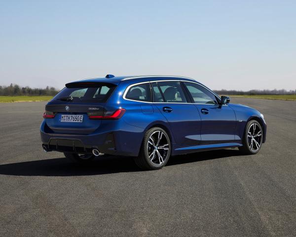 Фото BMW 3 серия VII (G2x) Рестайлинг Универсал