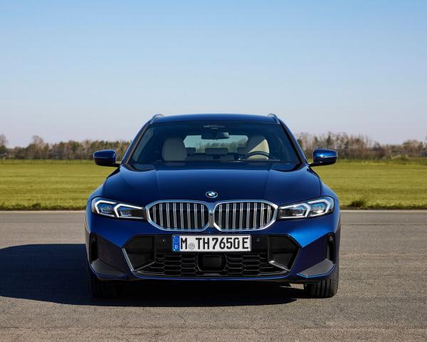 Фото BMW 3 серия VII (G2x) Рестайлинг Универсал