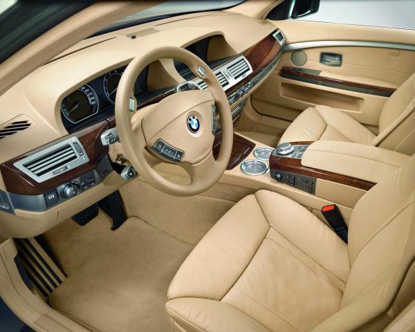 Фото BMW 7 серия IV (E65/E66) Рестайлинг Седан