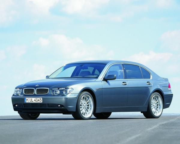 Фото BMW 7 серия IV (E65/E66) Седан Long