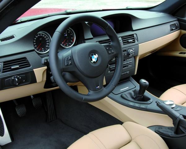 Фото BMW M3 IV (E90) Купе