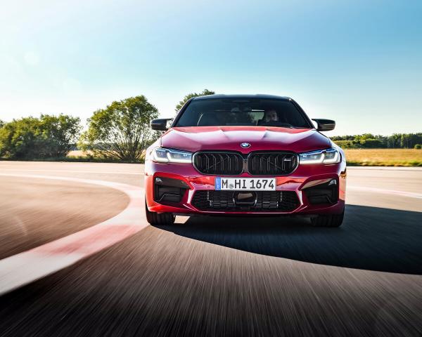 Фото BMW M5 VI (F90) Рестайлинг Седан