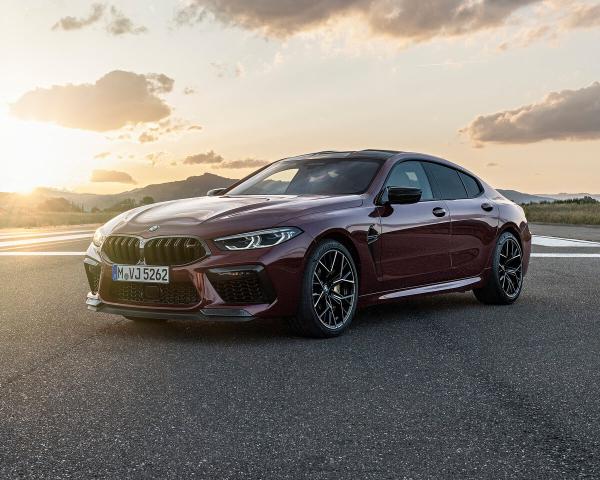 Фото BMW M8 I (F91/F92/F93) Седан Gran Coupe