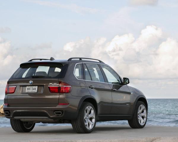 Фото BMW X5 II (E70) Рестайлинг Внедорожник 5 дв.