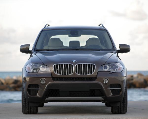 Фото BMW X5 II (E70) Рестайлинг Внедорожник 5 дв.