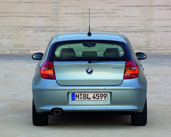 Фото BMW 1 серия I (E81/E82/E87/E88) Рестайлинг Хэтчбек 3 дв.