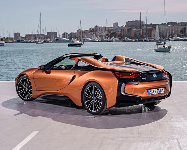 Фото BMW i8 I Рестайлинг Родстер Roadster